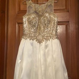 Gold & white Prom/homecoming dress Size S